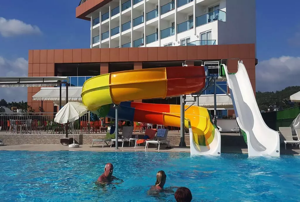 hotel throne nilbahir resort alanya_shabavizparvaz_03.jpg